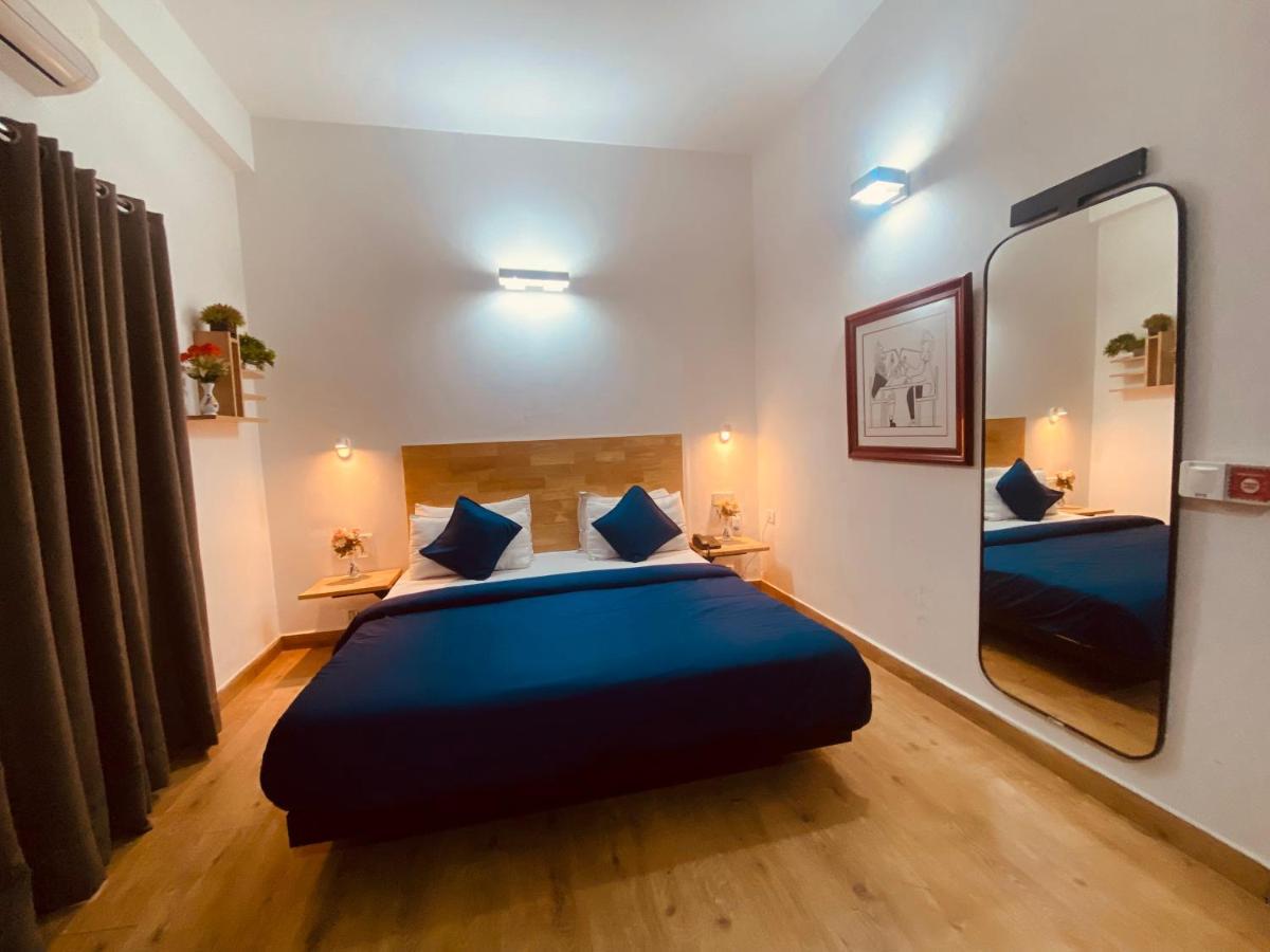 Divine Inn Couple Friendly Hotel Near Sector 51 Metro Station Noida Exterior photo